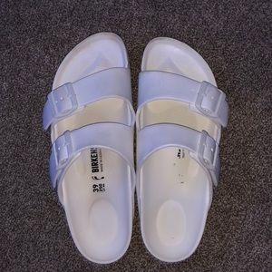 Women’s white birkenstock’s size 39